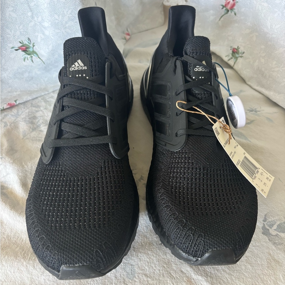 adidas Black Ultraboost 20  black/silver Running Shoes